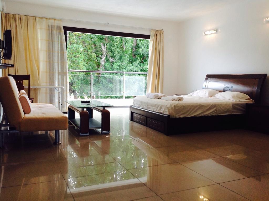 Silver Sands Flic en Flac Экстерьер фото